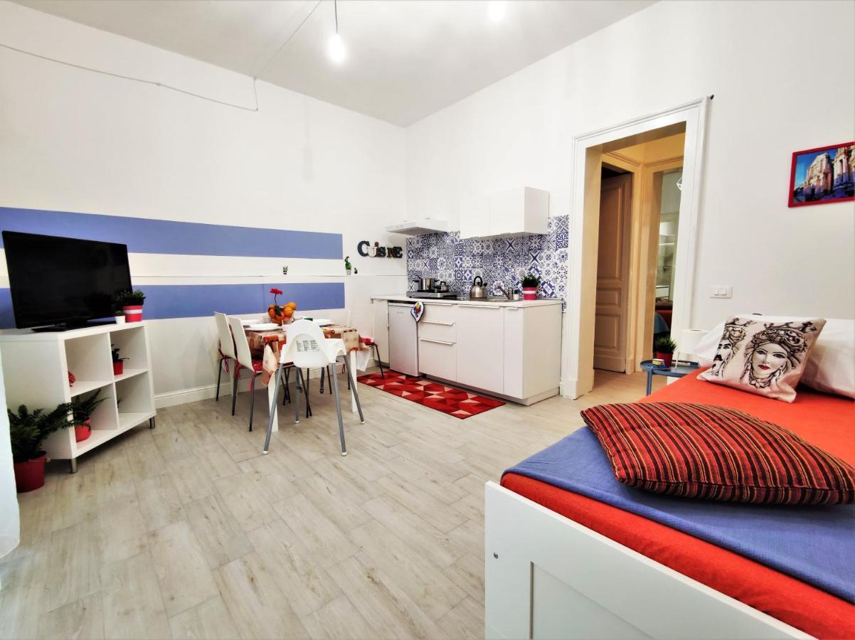 Central Apartments Caronda Street Катанія Екстер'єр фото